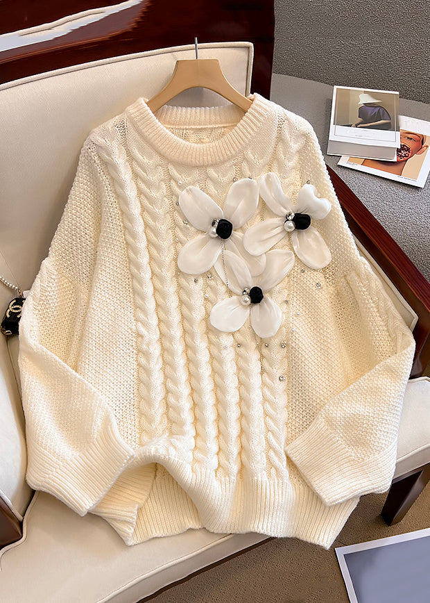 Gracefully Styled Sweater for Any Occasion