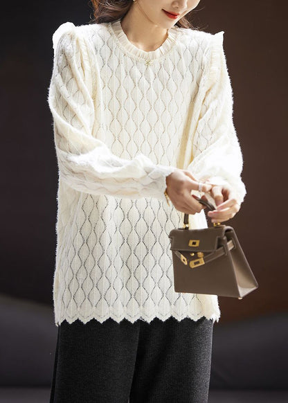 Well Tailored Blouse with a Graceful Silhouette