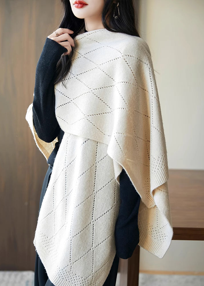 Well Tailored Sweater with a Graceful Silhouette