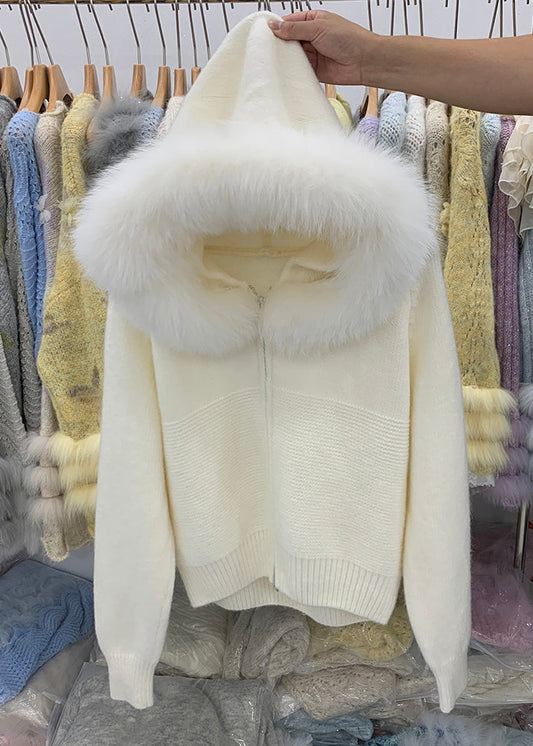 Beautifully Finished Coat in a Timeless Design