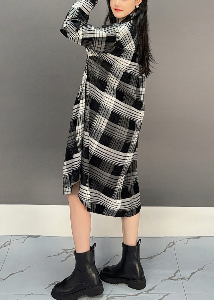 Beautifully Finished Blouse in a Timeless Design