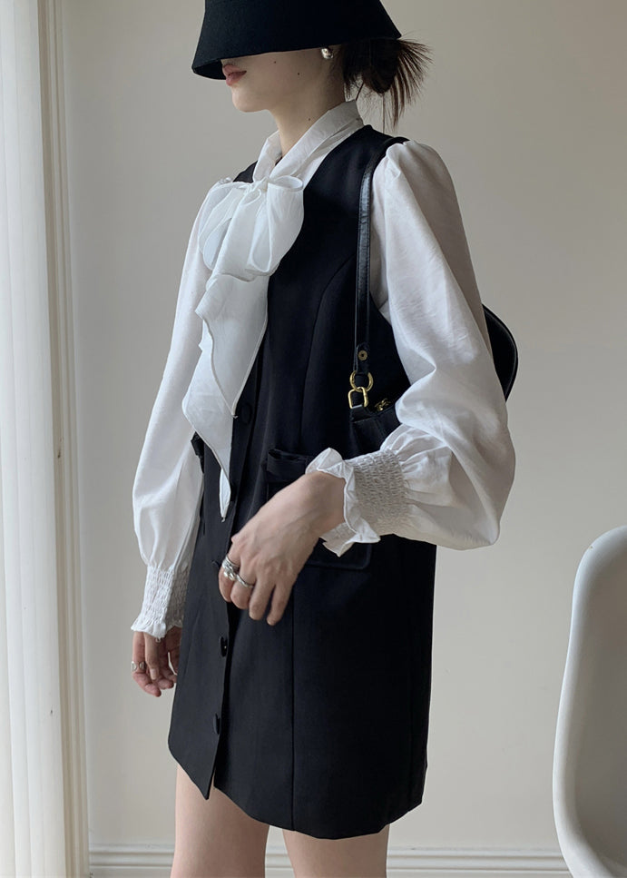 Sophisticated Garment with a Clean Classic Look