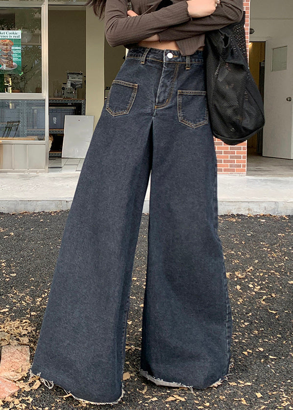 Sophisticated Pants with a Clean Classic Look