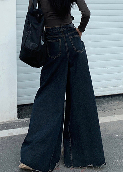 Sophisticated Pants with a Clean Classic Look
