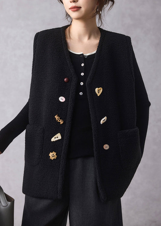 Beautifully Finished Coat in a Timeless Design