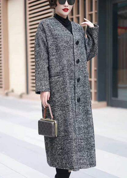 Elegantly Styled Coat for Everyday Wear