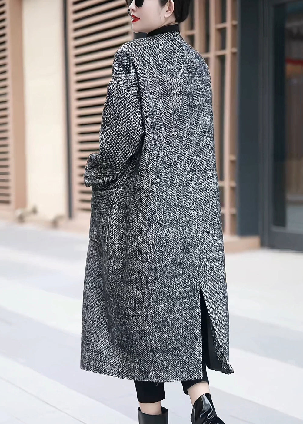 Elegantly Styled Coat for Everyday Wear