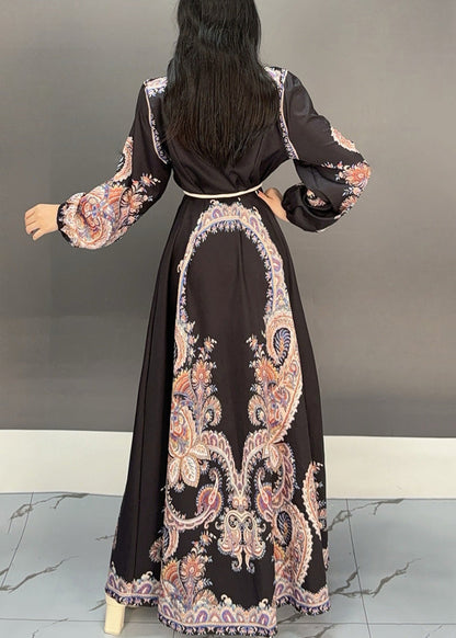 Beautifully Finished Blouse in a Timeless Design