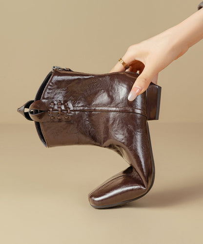 Graceful Orthopedic Boots for Modern Look