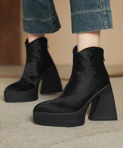 Graceful Orthopedic Boots for Modern Look
