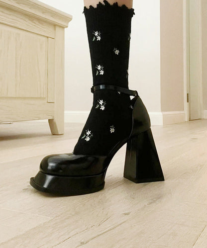 Chic Orthopedic Heels with Unique Design