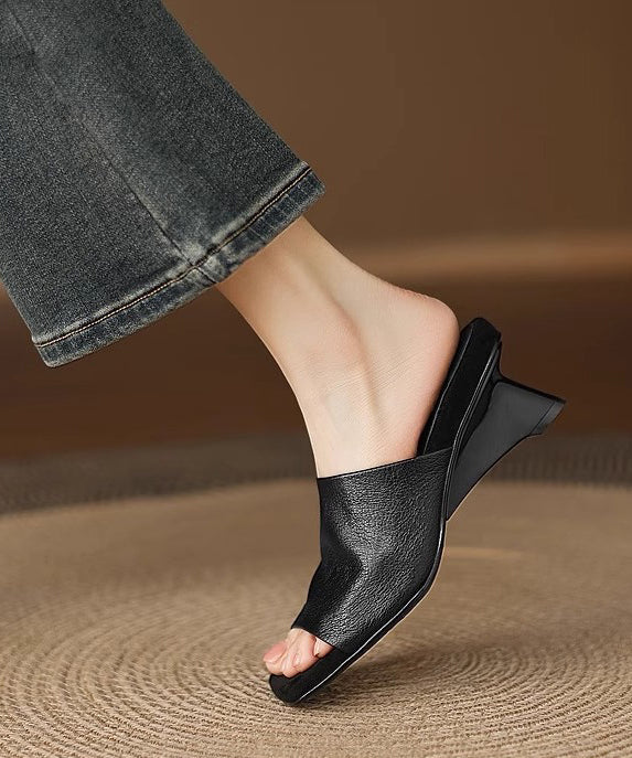 Chic Orthopedic Sandals with Unique Design