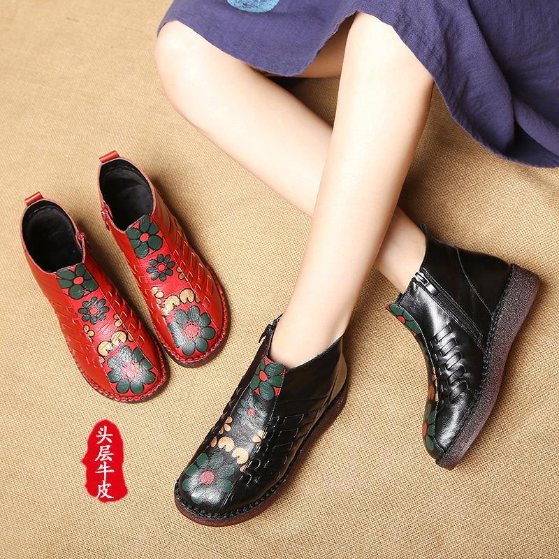 Graceful Orthopedic Boots for Modern Look