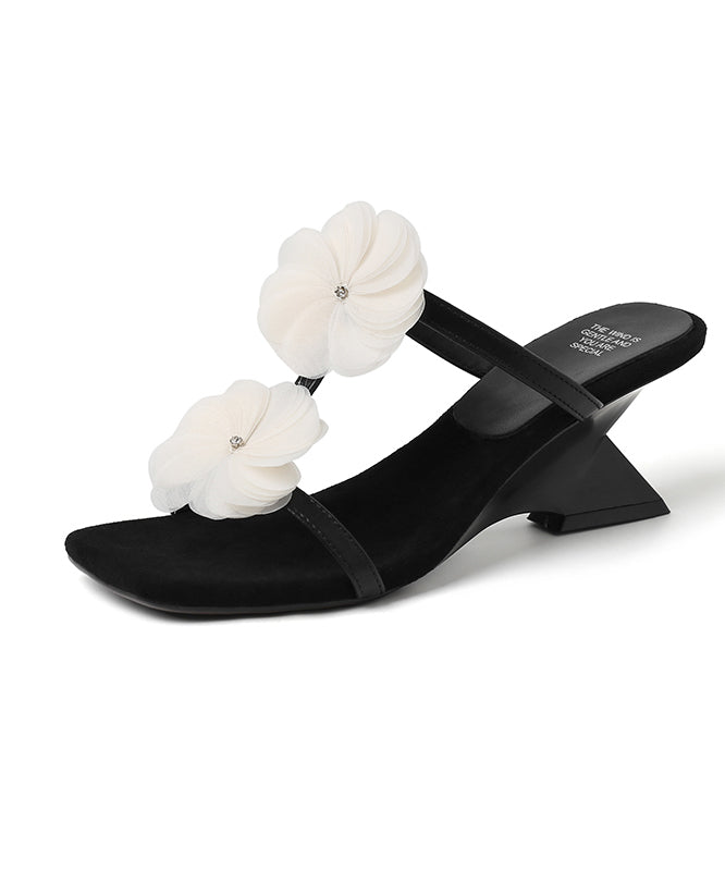 Graceful Orthopedic Sandals for Modern Look