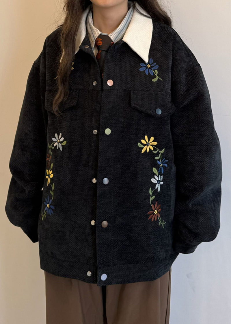 Elegantly Styled Coat for Everyday Wear