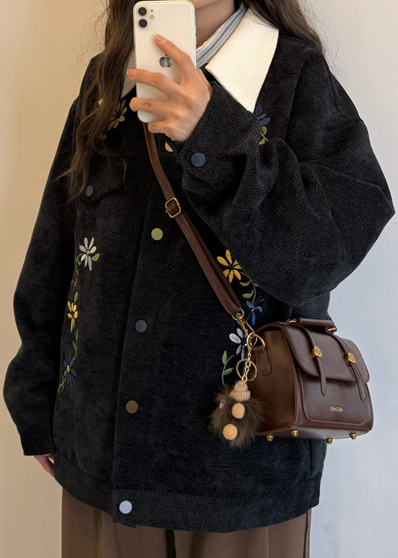 Elegantly Styled Coat for Everyday Wear