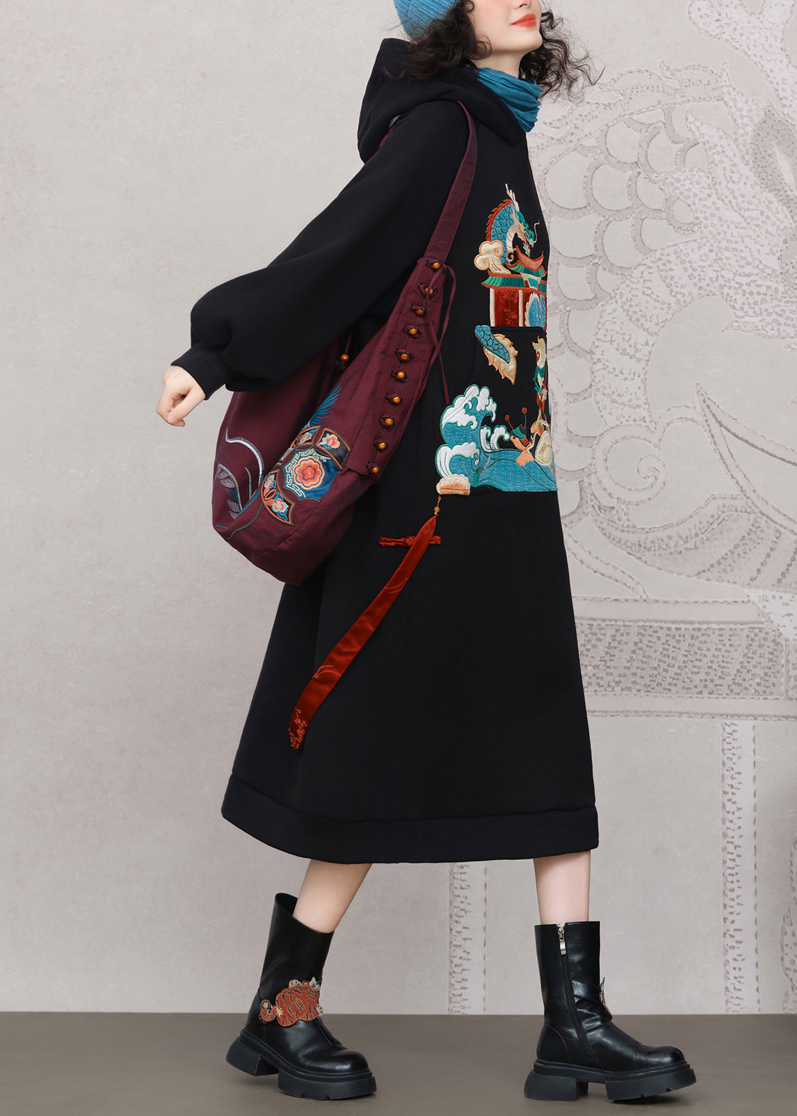 Well Tailored Dress with a Graceful Silhouette