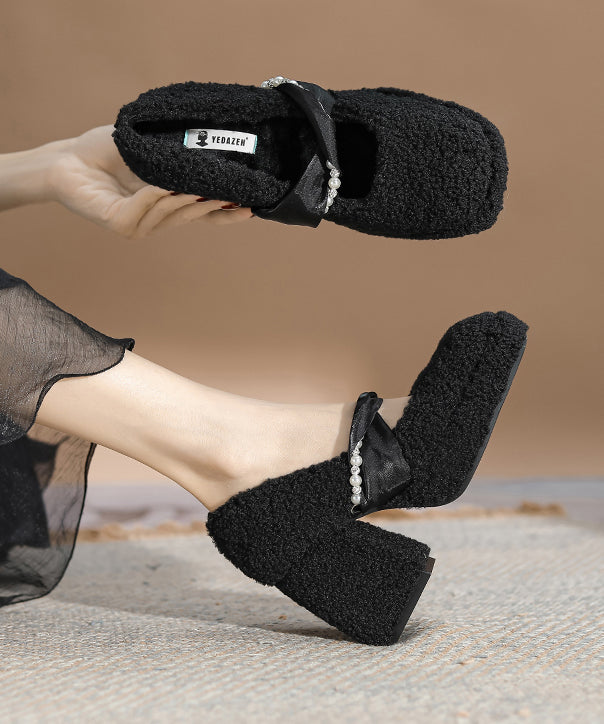 Graceful Orthopedic Heels for Modern Look