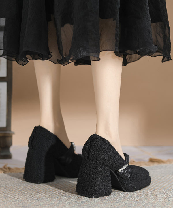 Graceful Orthopedic Heels for Modern Look