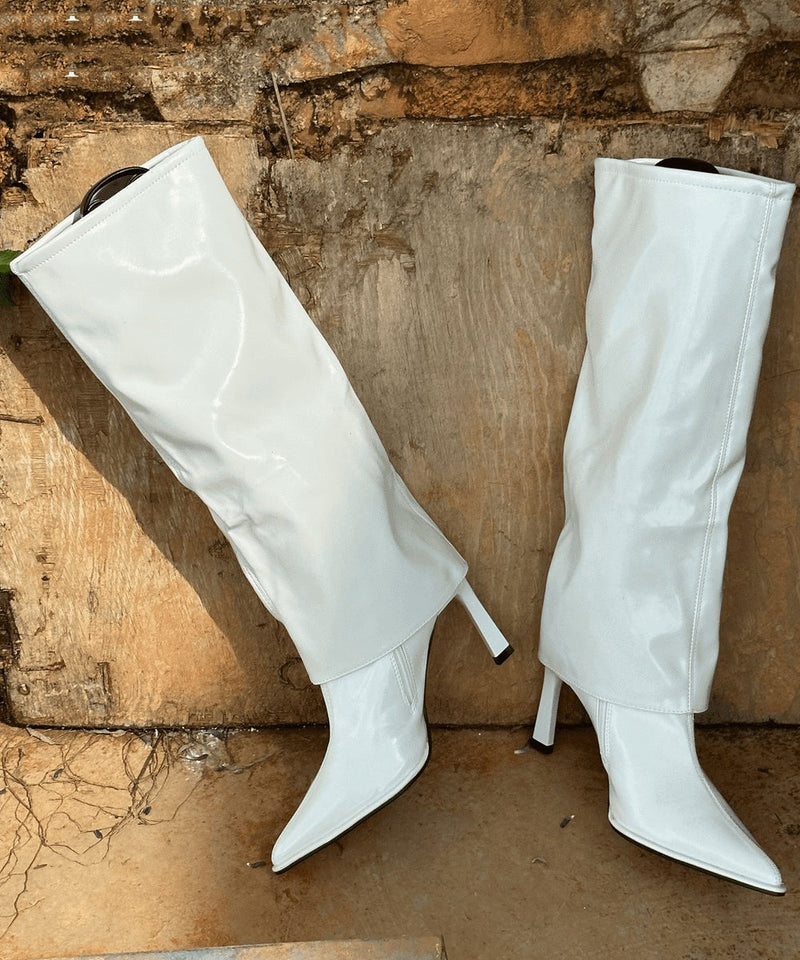 Graceful Orthopedic Boots for Modern Look