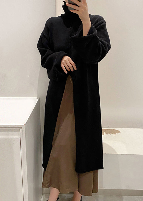 Well Tailored Sweater with a Graceful Silhouette