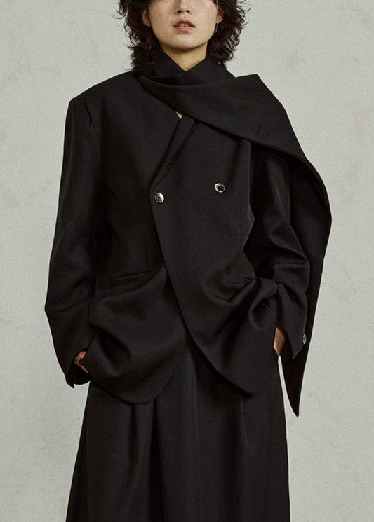 Beautifully Finished Coat in a Timeless Design
