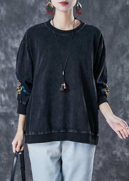 Well Tailored Pullover with a Graceful Silhouette