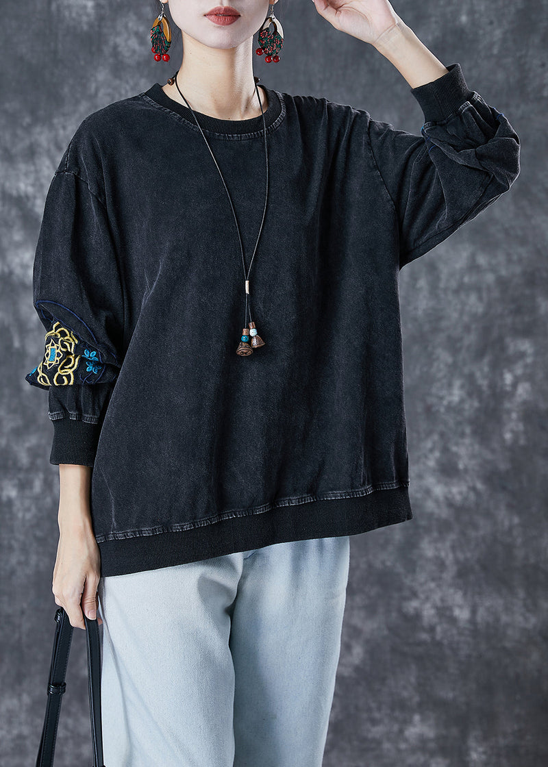 Well Tailored Pullover with a Graceful Silhouette