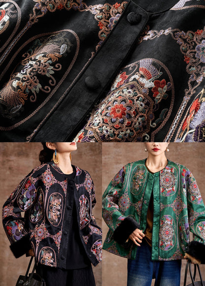 Effortlessly Elegant Jacket with a Timeless Design