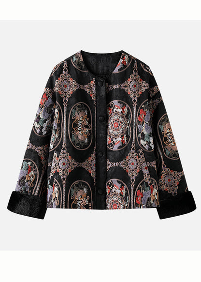 Effortlessly Elegant Jacket with a Timeless Design