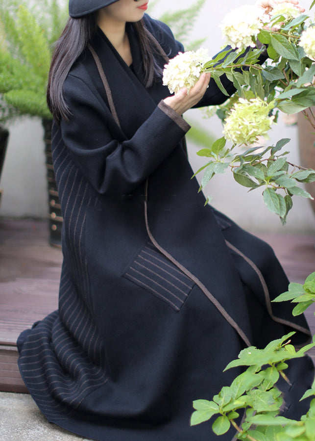 Beautifully Finished Coat in a Timeless Design