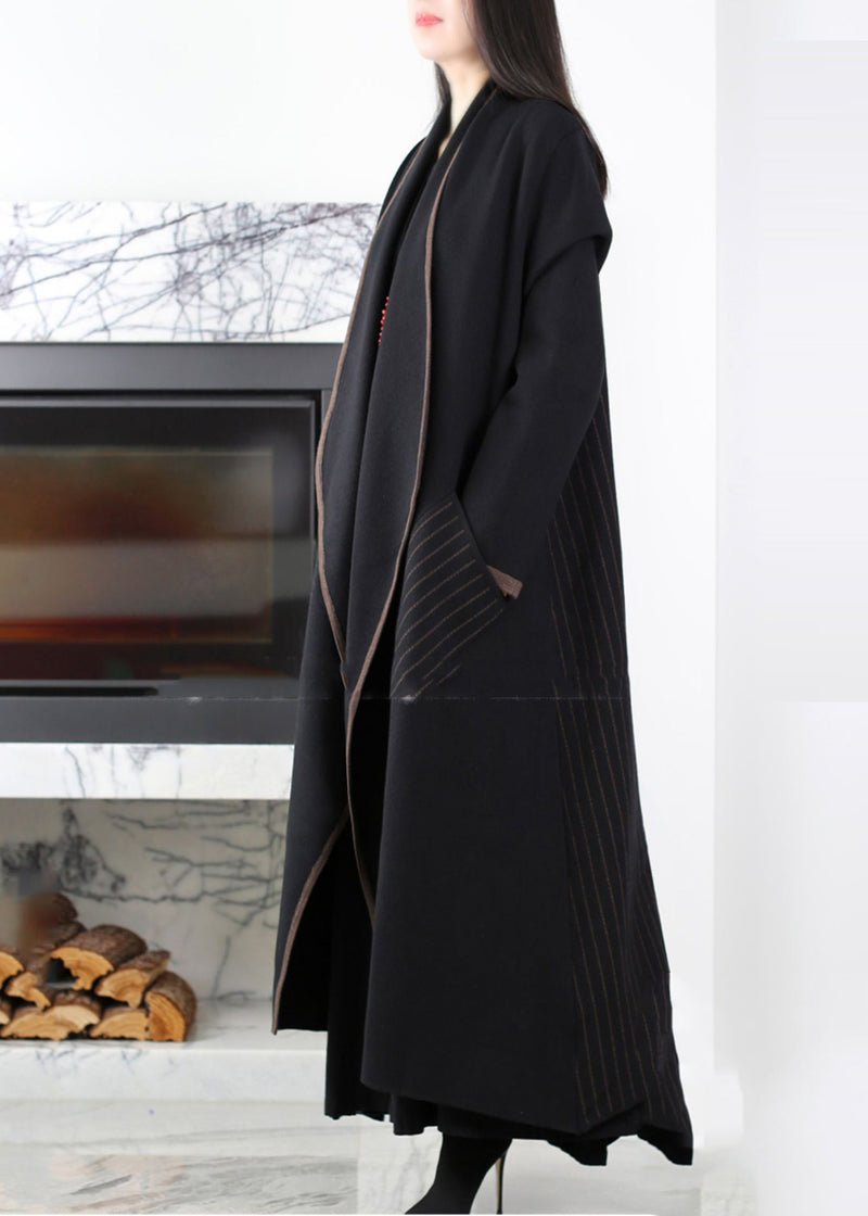 Beautifully Finished Coat in a Timeless Design