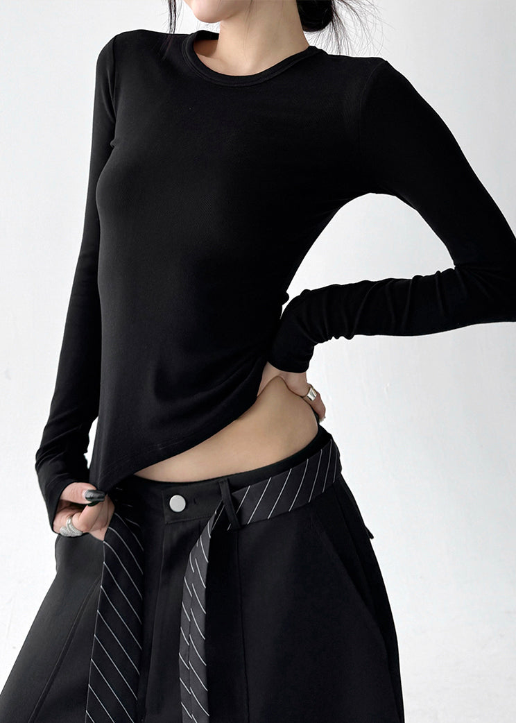 Beautifully Crafted Blouse in a Classic Style