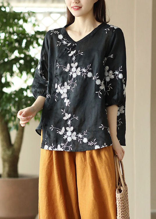 Polished Top with an Effortless Classic Look