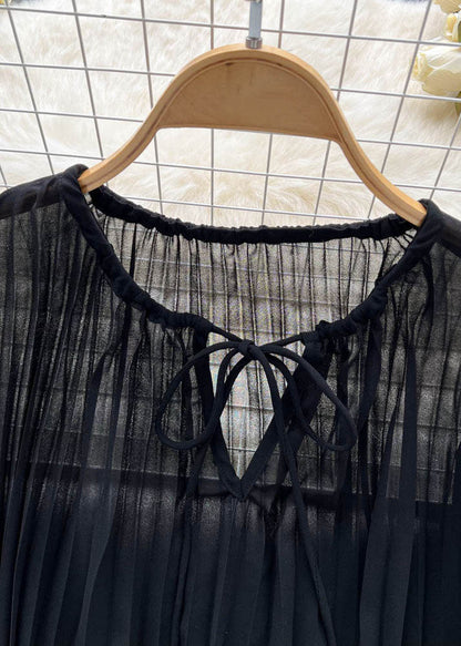 Effortlessly Elegant Top with a Timeless Design