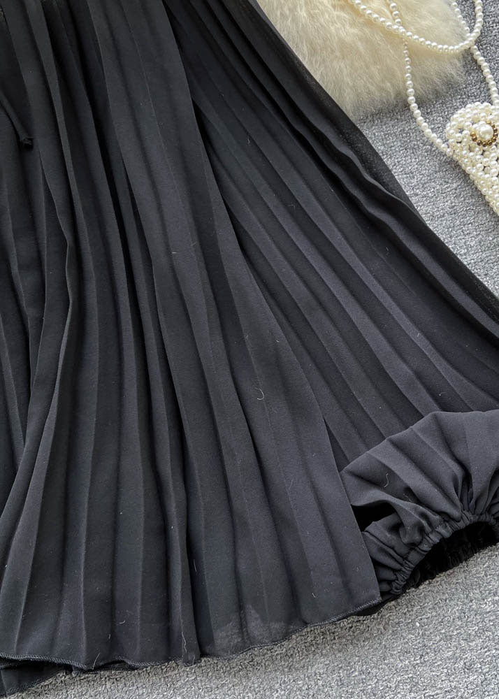 Effortlessly Elegant Top with a Timeless Design