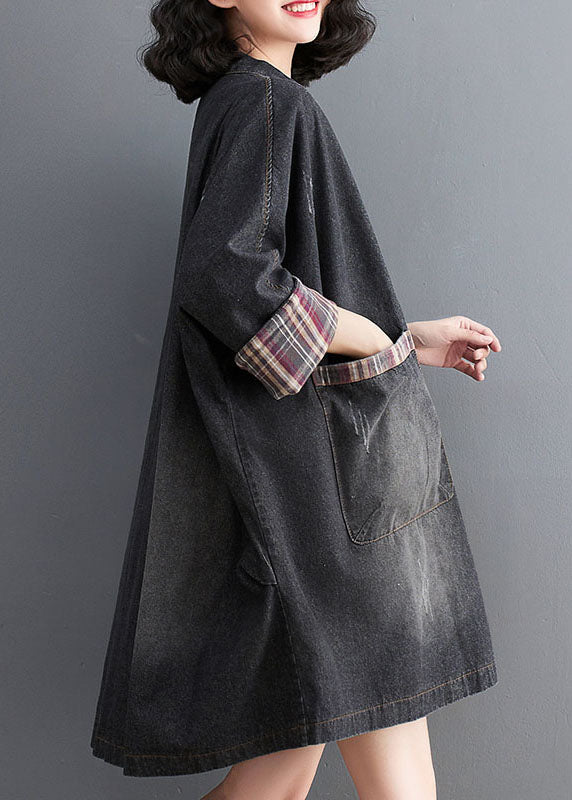 Well Tailored Coat with a Graceful Silhouette
