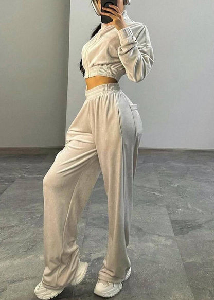 Sophisticated Garment with a Clean Classic Look