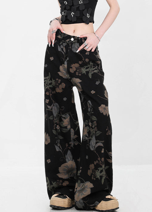 Well Tailored Pants with a Graceful Silhouette