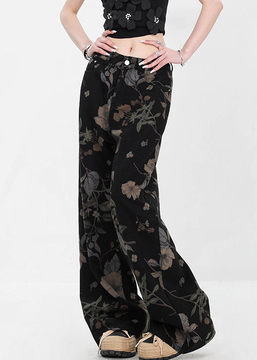 Well Tailored Pants with a Graceful Silhouette