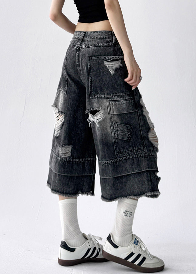 Effortlessly Elegant Pants with a Timeless Design