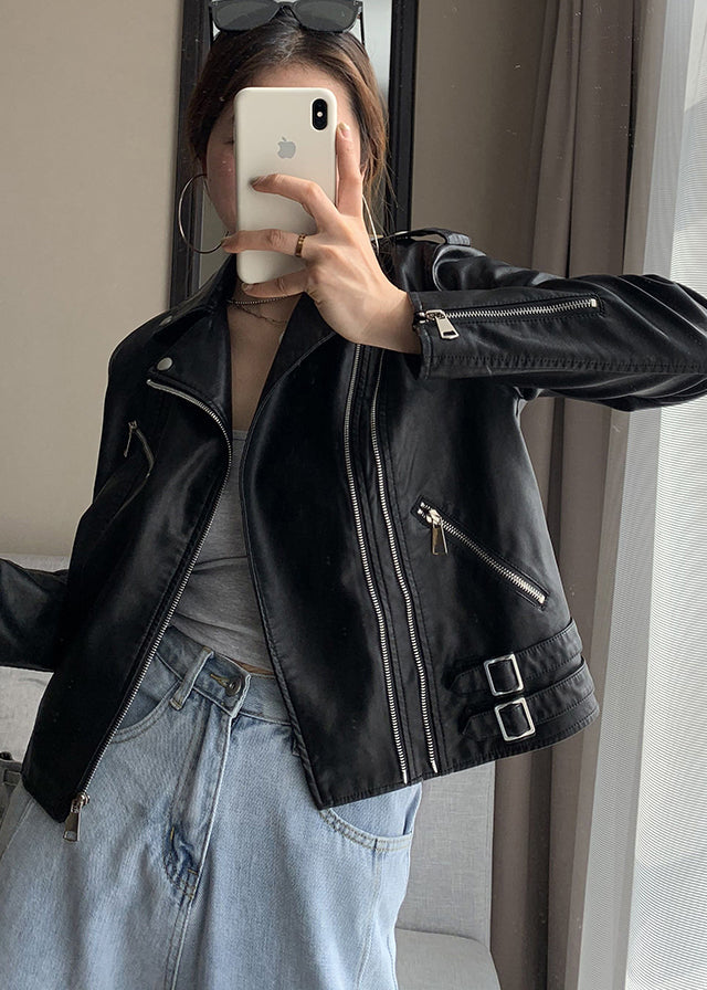Effortlessly Elegant Jacket with a Timeless Design