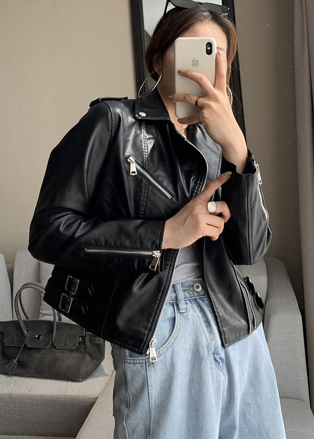 Effortlessly Elegant Jacket with a Timeless Design