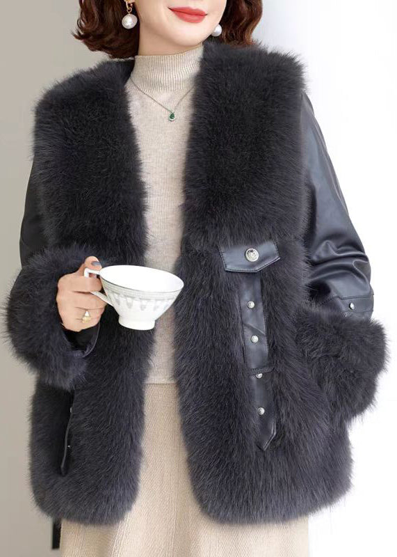 Gracefully Styled Coat for Any Occasion