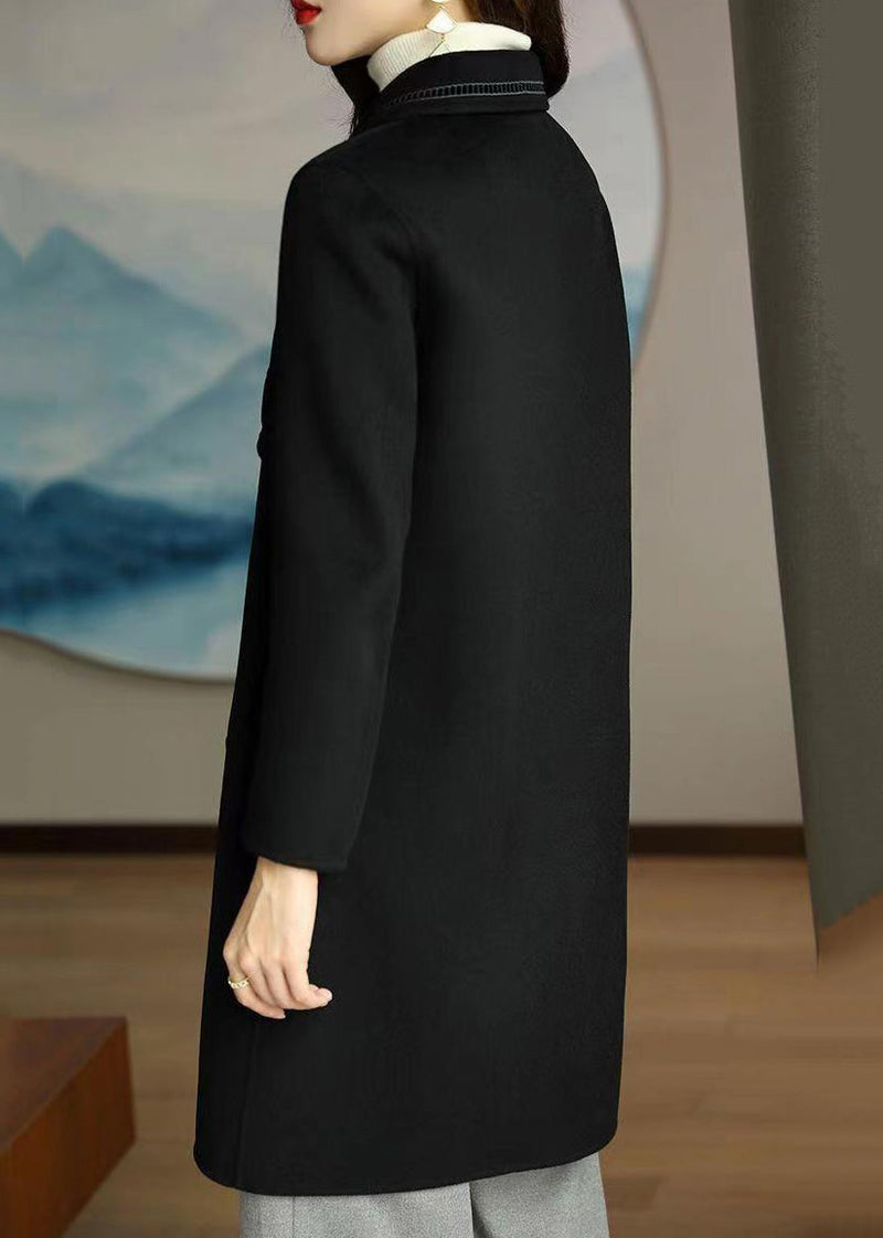Classic Vintage & Enduringly Stylish Coat