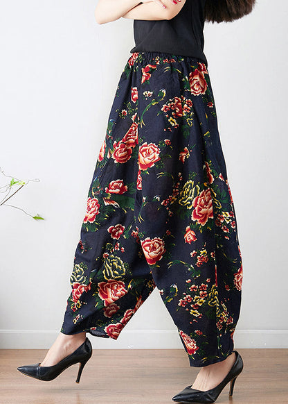 Effortlessly Elegant Pants with a Timeless Design
