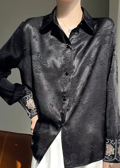 Beautifully Finished Shirt in a Timeless Design