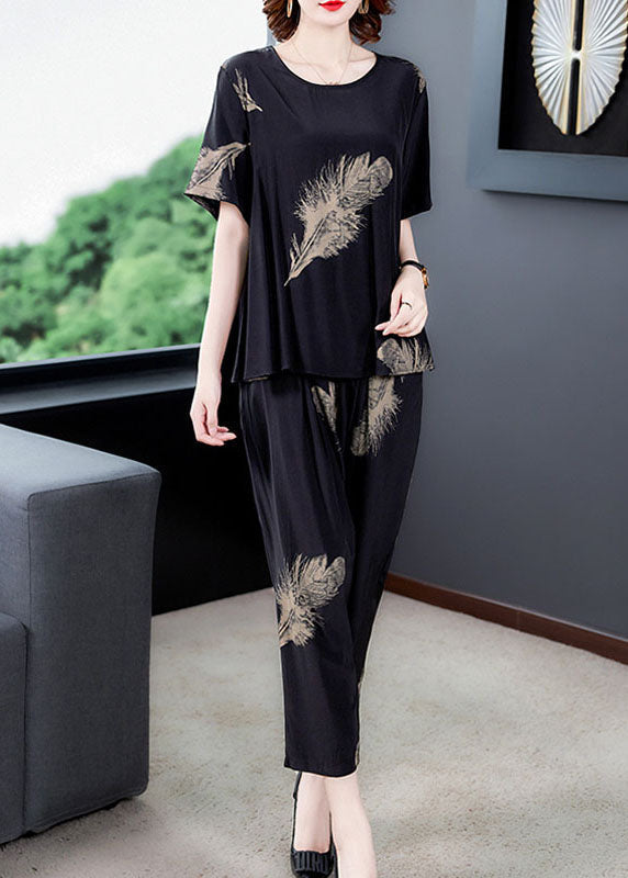 Well Tailored Pants with a Graceful Silhouette