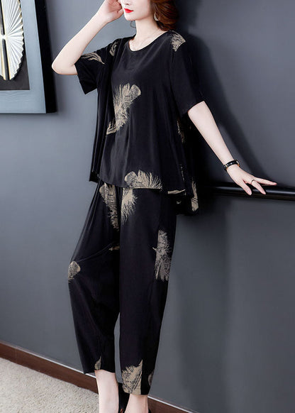 Well Tailored Pants with a Graceful Silhouette