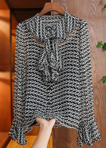 Classic Vintage Garment with a Flattering Fit